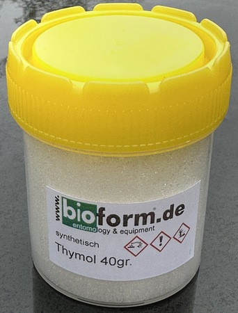 Thymol kristallin synthetisch 40 gr. im 70ml PE-Schraubdeckelbecher. Gute Schimmelprophylaxe!